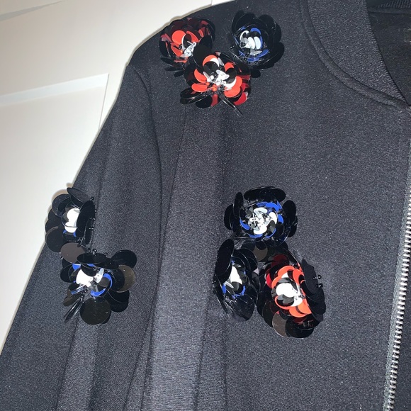 Guess oversized jacket with sequins flowers - Picture 2 of 6